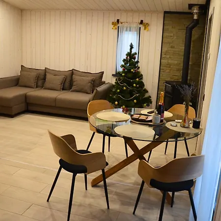 будинок в микуличині Holiday home *